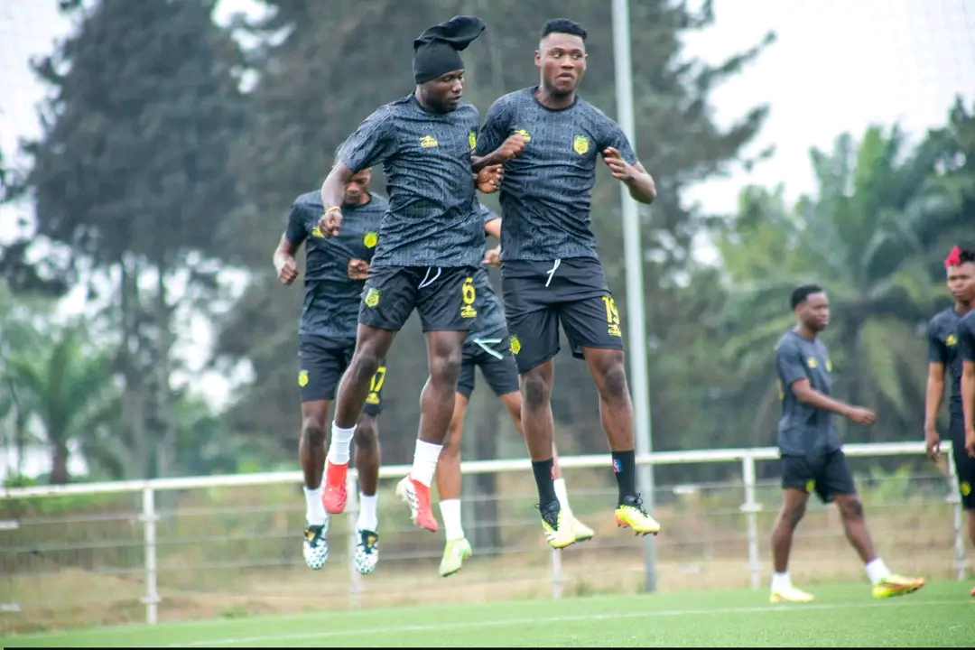 FOOTBALL | RDC : Maniema Union lance sa préparation pour la saison 2026-2027 à Ignié, au Congo-Brazzaville !