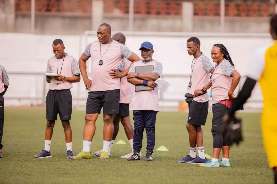 Football | LINAFOOT : Otis Ngoma prend les commandes de L’AF Anges verts !