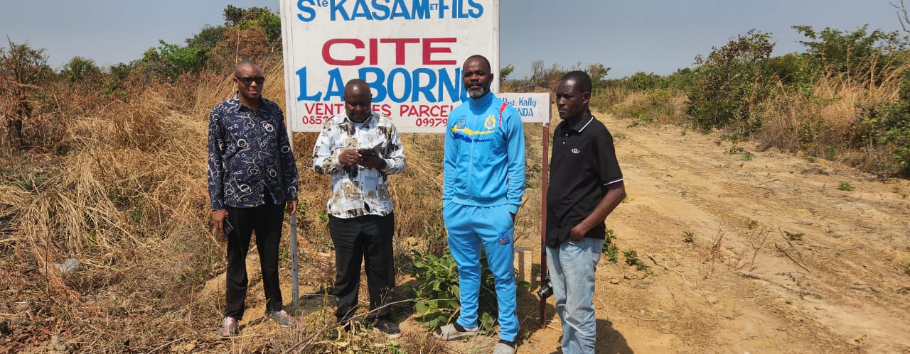 RDC/FECOFA : Vicka Kavungu remet des parcelles à son équipe de campagne après le retrait du Ticket Massamba !